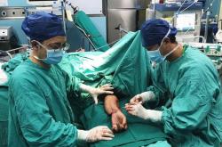 开云体育入口-惊心动魄：比赛精彩纷呈令人目不转睛的简单介绍