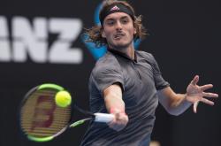 开云足球直播-日本网球队绝地反击世界网球队，西西帕斯高光表现的简单介绍