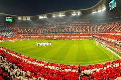 开云官网-西甲国家德比之夜，阿圭罗里程碑，传奇在星光下镌刻