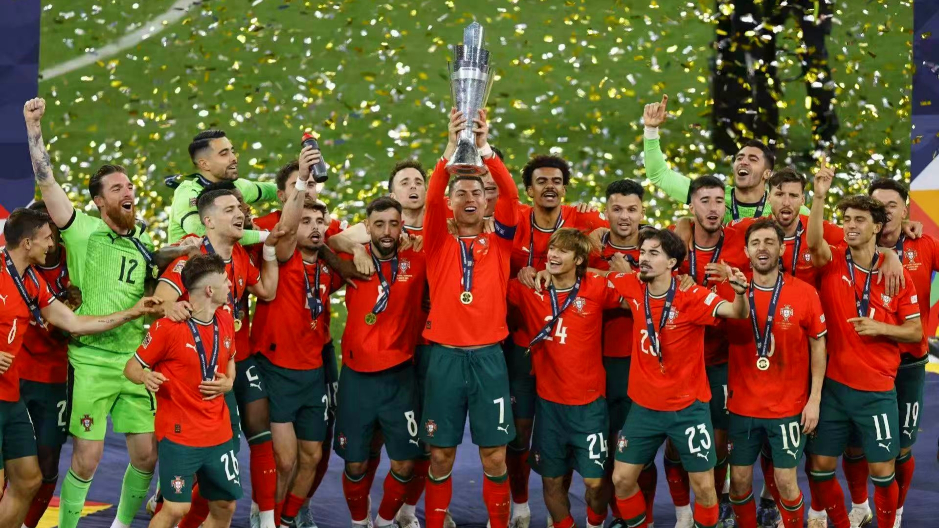 葡萄牙队取得胜利,晋级欧洲杯半决赛 葡萄牙队取得胜利,晋级欧洲杯半决赛