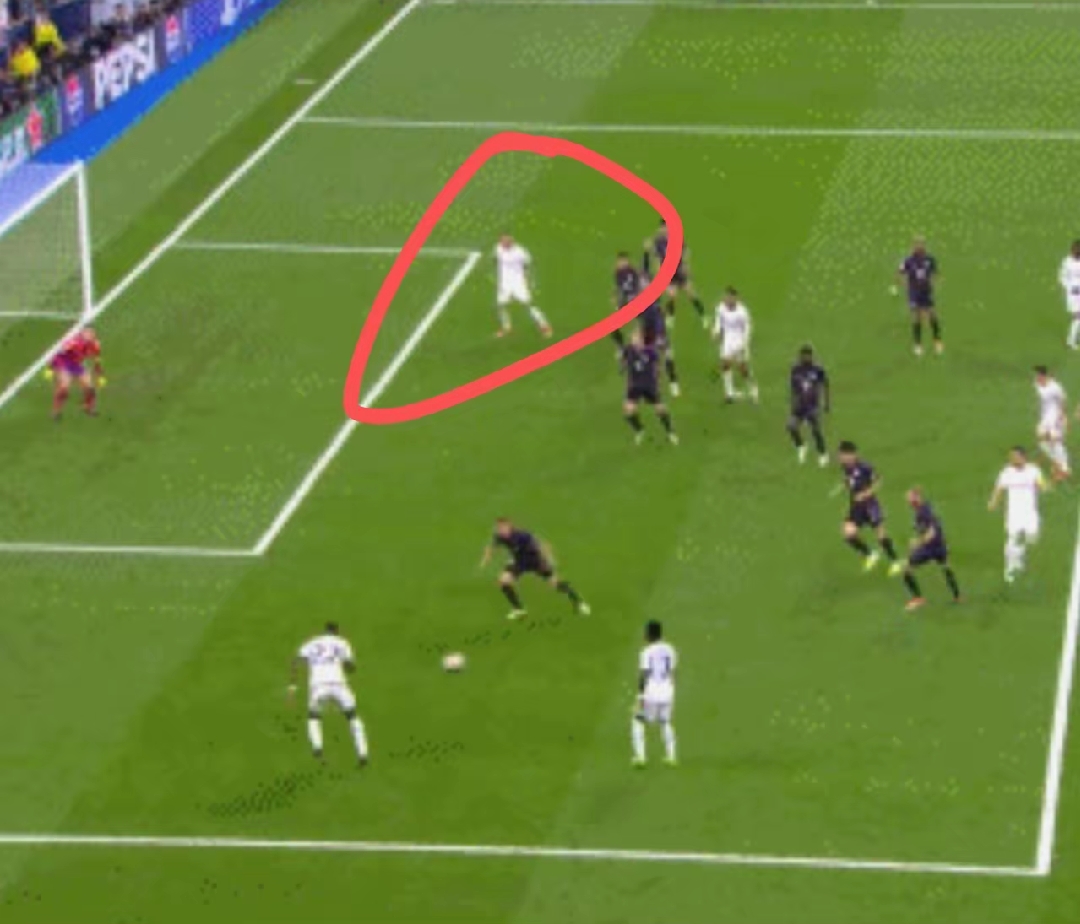 包含皇马凭借进球险胜,晋级关键一步的词条 包含皇马凭借进球险胜,晋级关键一步的词条