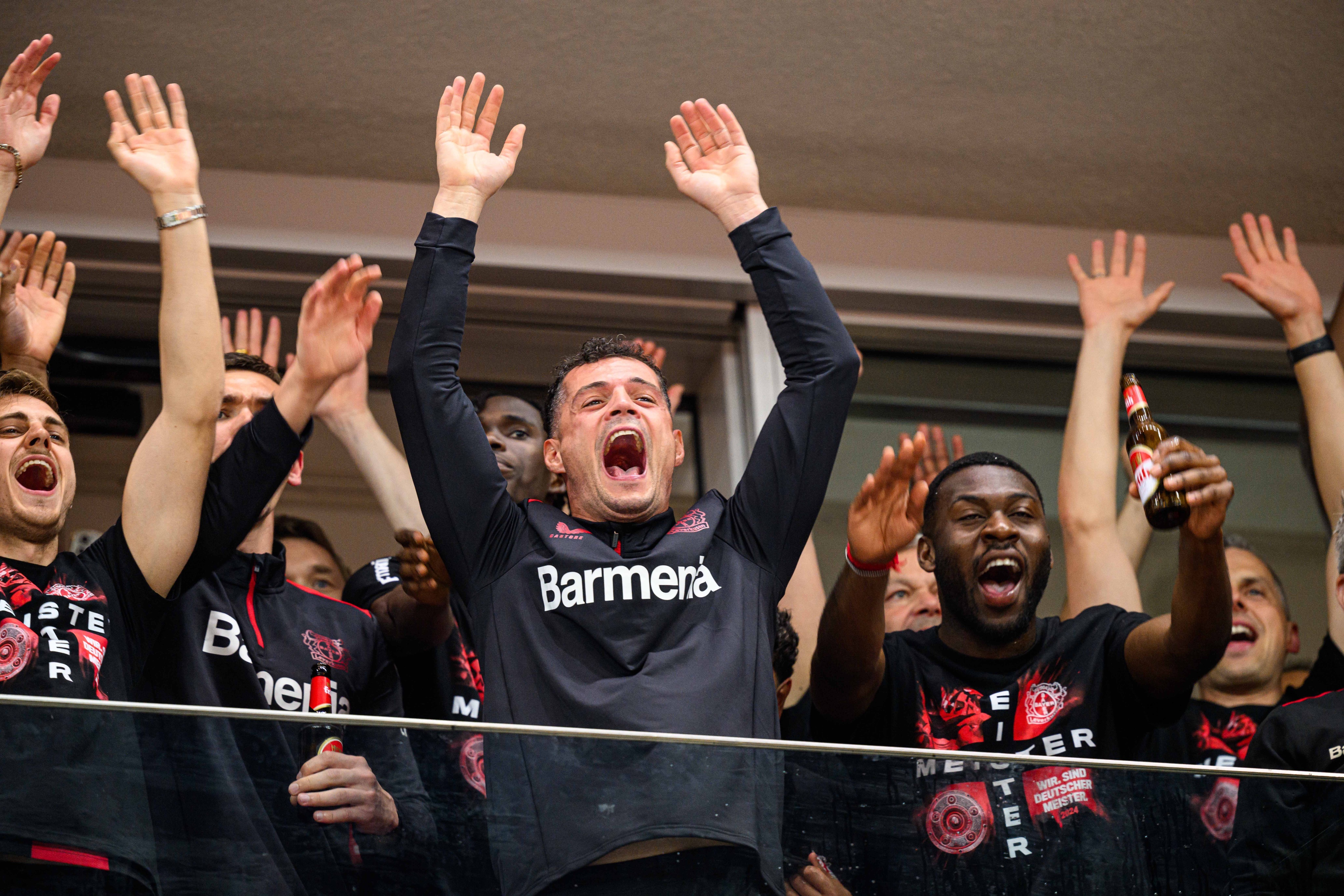 包含勒沃库森队员备战有方，希望赢得比赛胜利的词条