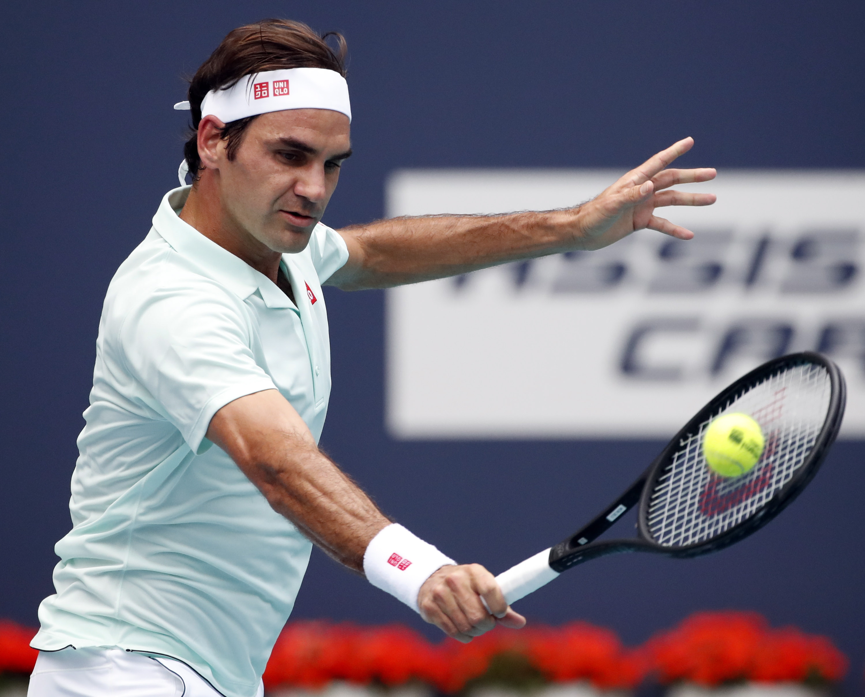 关于德国网球队绝地反击欧洲网球队，费德勒送出助攻的信息