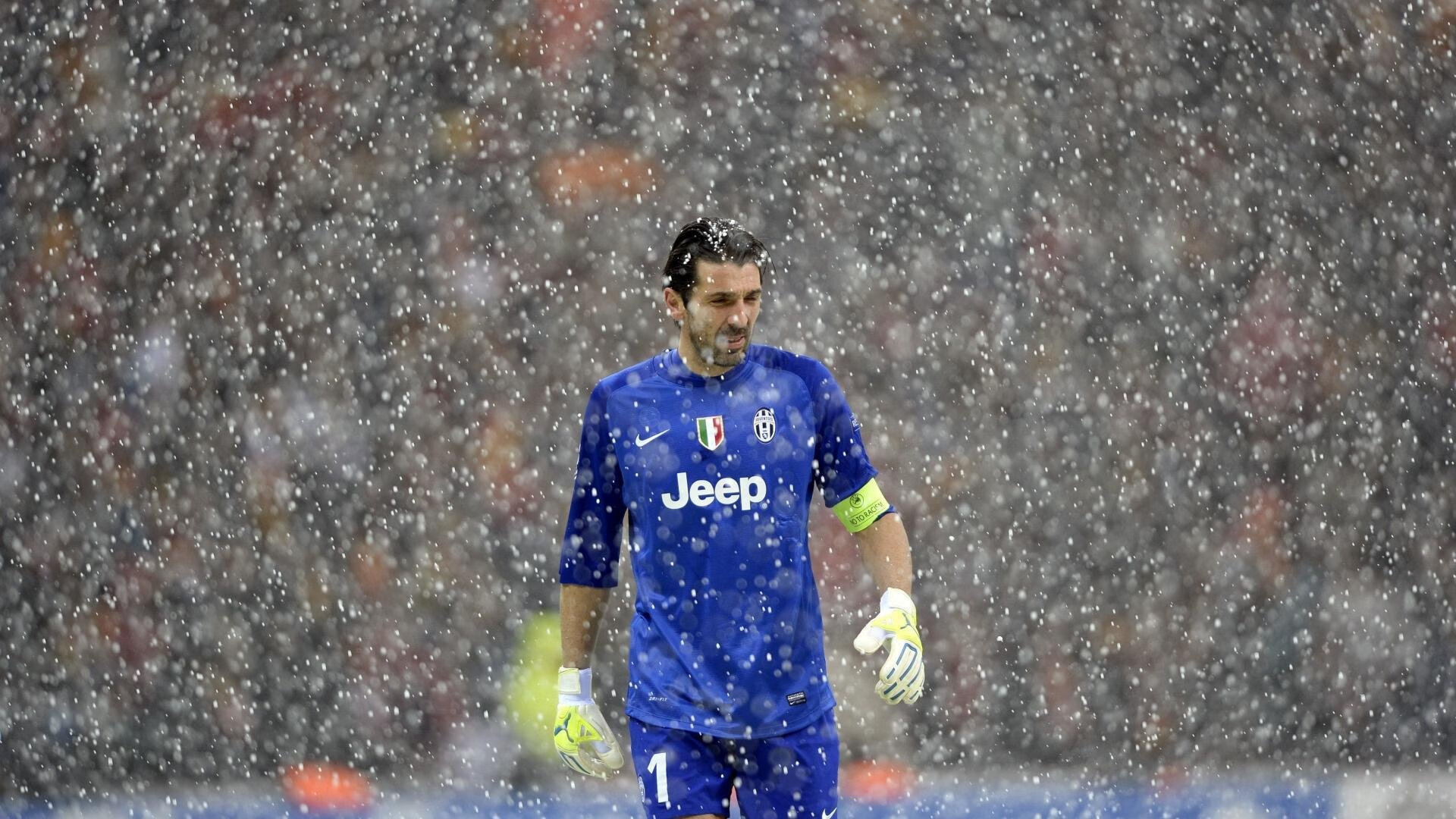 极速与热浪，当F1街道赛的轰鸣遇见湖人斩落热火的狂澜